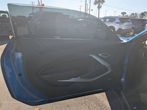 Used 2016 Chevrolet Camaro SS image 11
