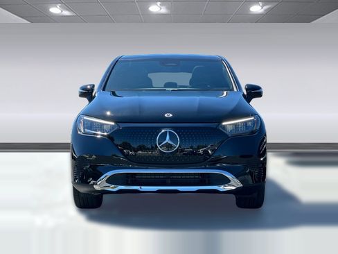 Used 2026 Mercedes-Benz EQE 320 4MATIC SUV image 6