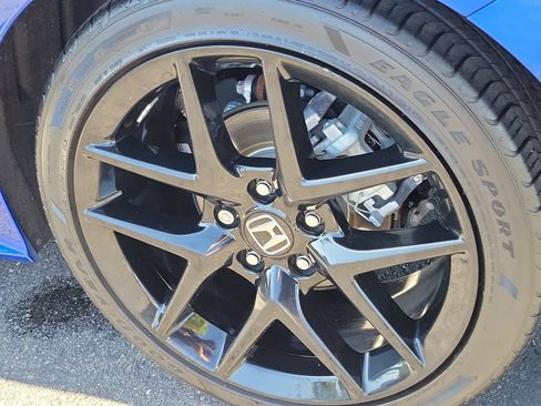 Used 2024 Honda Civic Sport image 4