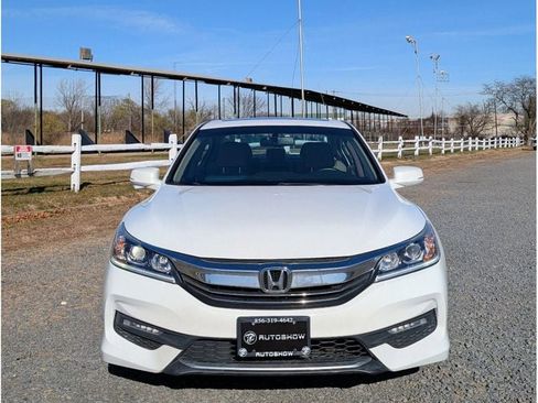 Used 2016 Honda Accord EX-L image 2
