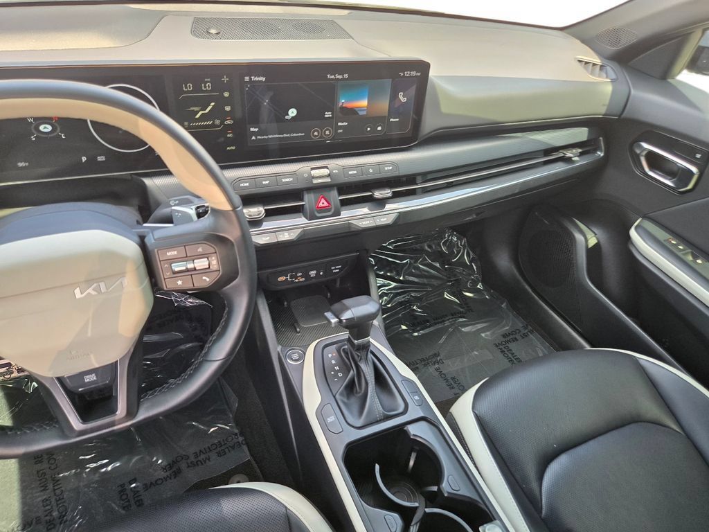 Certified 2025 Kia K4 GT-Line Turbo FWD image 22