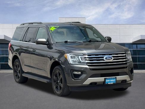 Used 2021 Ford Expedition XLT AWD/4WD image 2