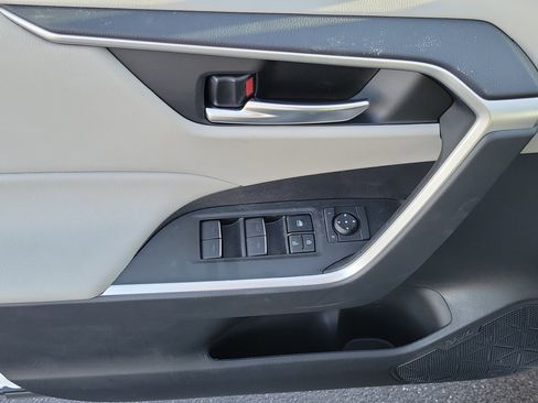 New 2025 Toyota RAV4 XLE image 22
