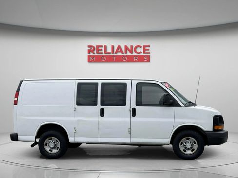 Used 2014 Chevrolet Express 2500 RWD image 7