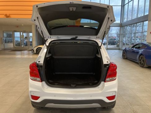 Used 2018 Chevrolet Trax LT w/ Driver Confidence Package image 25