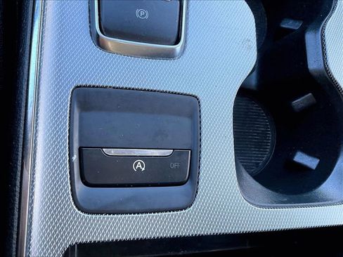 Used 2021 Ford Edge SEL w/ Cargo Accessory Package image 33