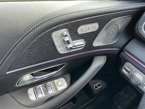 Used 2026 Mercedes-Benz GLS 580 4MATIC image 38