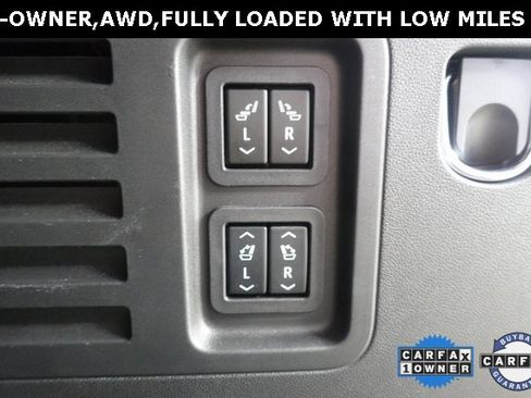 Used 2024 Chevrolet Traverse RS image 24