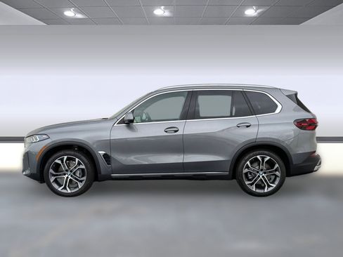 Used 2026 BMW X5 xDrive40i AWD/4WD image 2