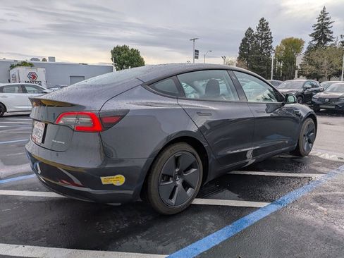 Used 2022 Tesla Model 3 Long Range image 5