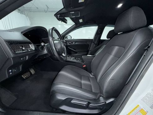 Used 2023 Honda Civic Sport image 14