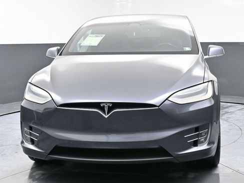 Used 2020 Tesla Model X Long Range image 4