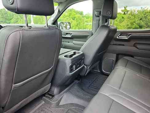 Used 2022 GMC Sierra 1500 SLT AWD/4WD image 13