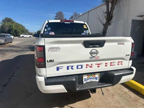 Used 2022 Nissan Frontier SV image 28