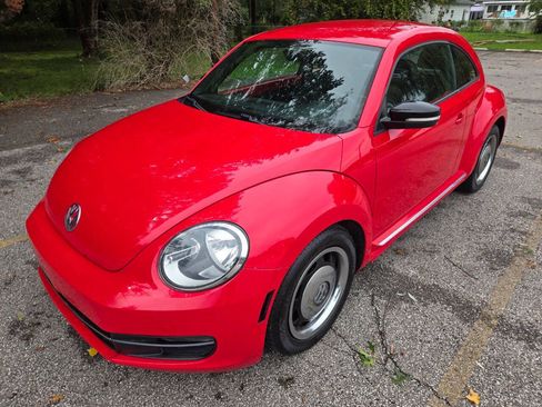 Used 2012 Volkswagen Beetle 2.5 FWD image 3