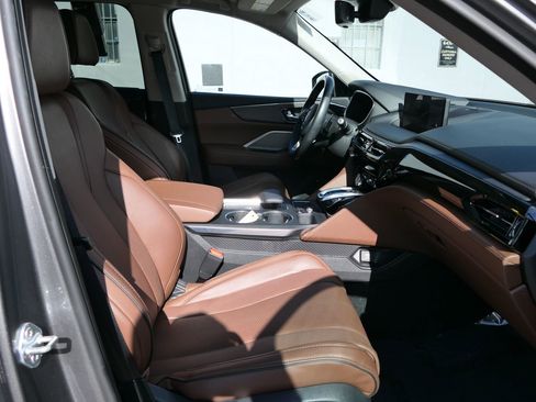 Used 2023 Acura MDX SH-AWD w/ Advance Package image 27