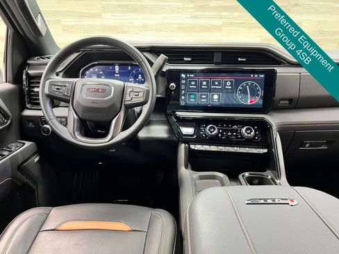 Used 2025 GMC Sierra 2500 AT4 w/ AT4 Premium Plus Package AWD/4WD image 2