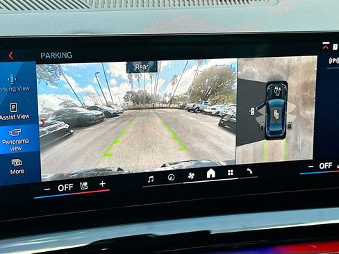 Used 2026 BMW M5 w/ Executive Package image 13