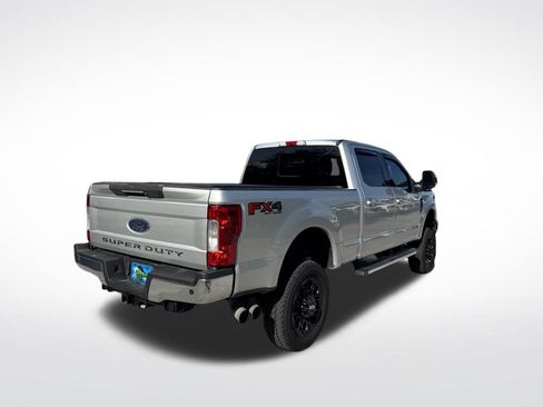 Used 2019 Ford F250 Lariat w/ Lariat Ultimate Package AWD/4WD image 5