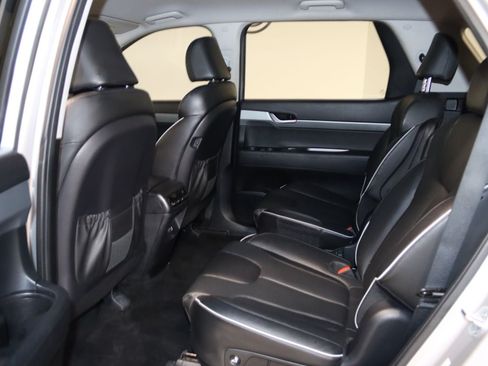 Used 2023 Hyundai Palisade SEL AWD/4WD image 43