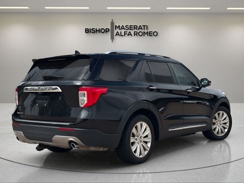 Used 2021 Ford Explorer Limited w/ Equipment Group 301A RWD image 5