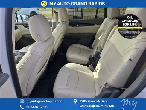 Used 2022 Cadillac XT6 Premium Luxury w/ Technology Package image 43