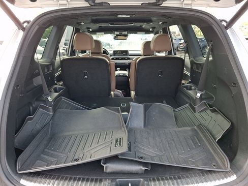 Used 2022 Kia Telluride SX w/ SX Prestige Package AWD/4WD image 31