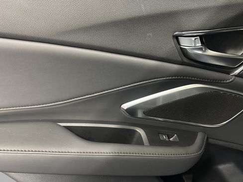 Used 2024 Acura RDX SH-AWD image 13