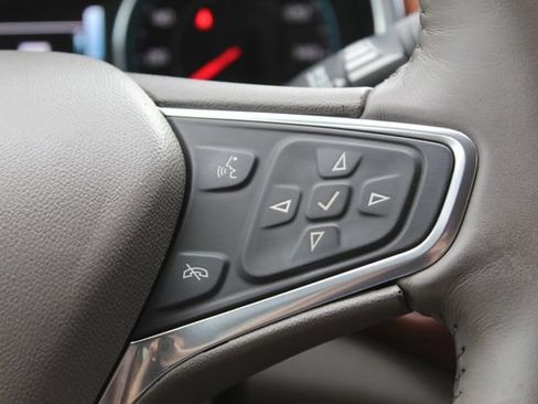 Used 2017 Chevrolet Malibu Hybrid w/ Leather Package FWD image 16