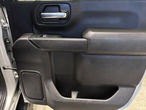 Used 2023 Chevrolet Silverado 2500 Custom w/ Custom Value Package image 14