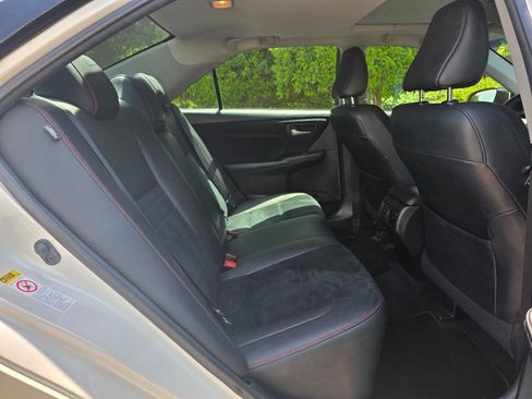 Used 2017 Toyota Camry XSE FWD image 28