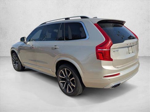 Used 2018 Volvo XC90 T6 Momentum w/ Convenience Package image 7