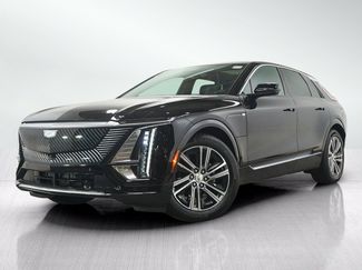 Used 2025 Cadillac Lyriq Luxury w/ LPO, Floor Liner Package AWD/4WD video 1