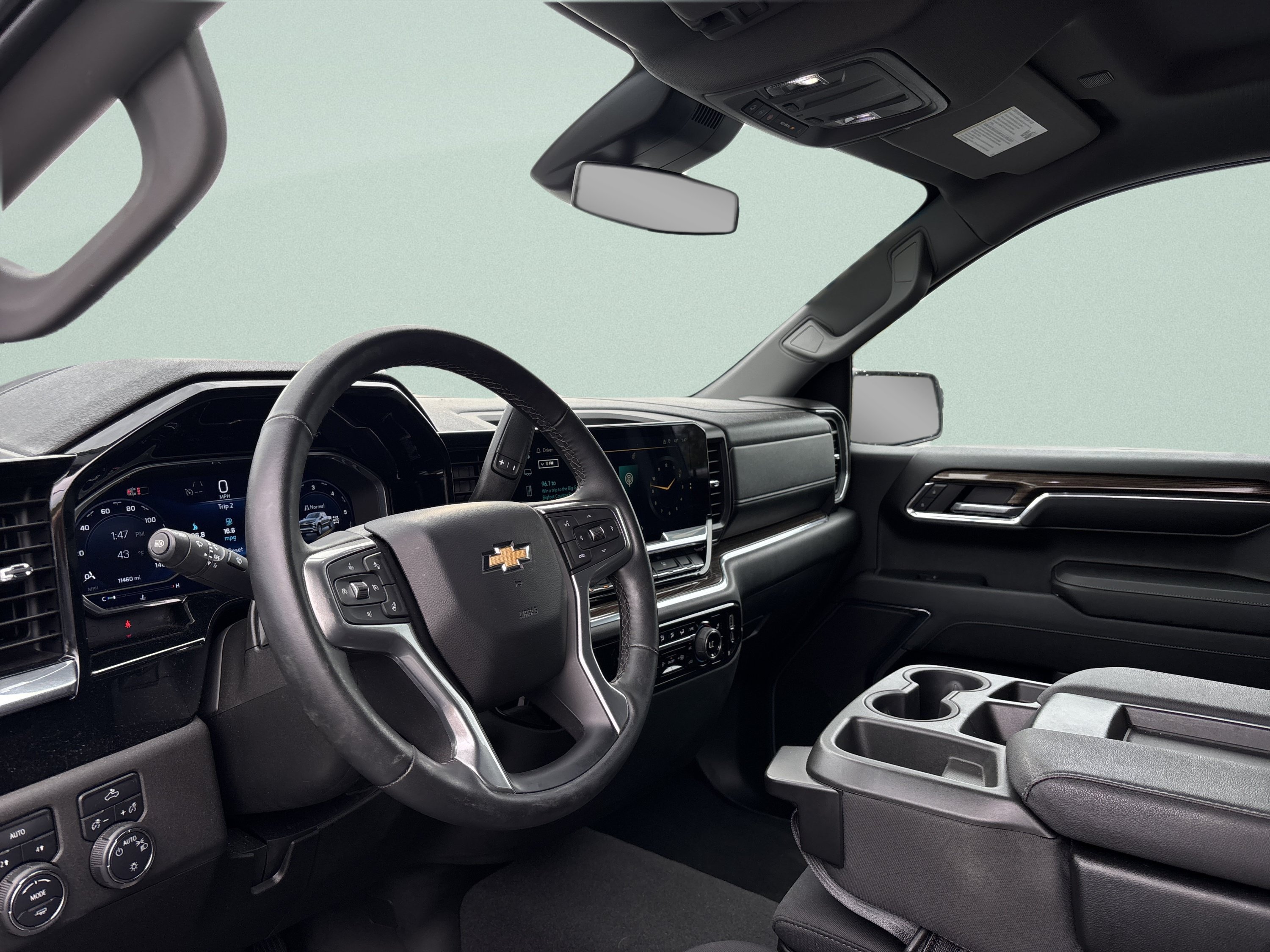 Used 2024 Chevrolet Silverado 1500 LT AWD/4WD image 13