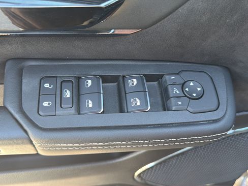 Used 2025 RAM 1500 RHO AWD/4WD image 19