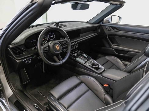 Used 2022 Porsche 911 Targa 4 GTS AWD/4WD image 3