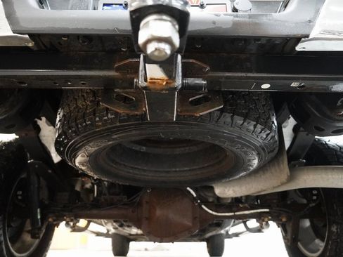 Used 2019 Ford F150 XLT w/ Trailer Tow Package image 10