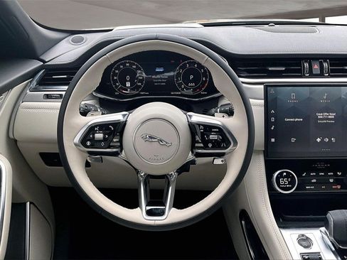 Used 2026 Jaguar F-PACE R-Dynamic S image 5