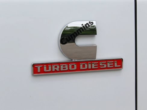 Used 2024 RAM 3500 Big Horn AWD/4WD image 28