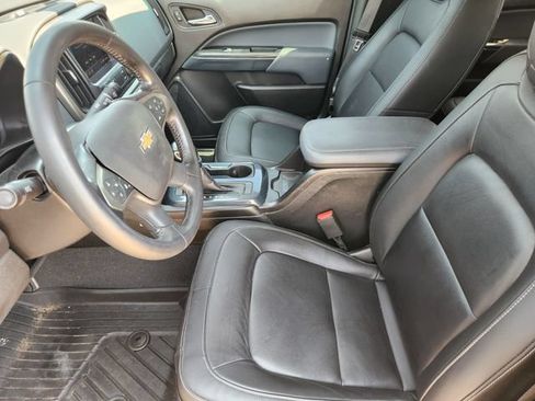 Used 2022 Chevrolet Colorado Z71 w/ Z71 Midnight Edition RWD image 12