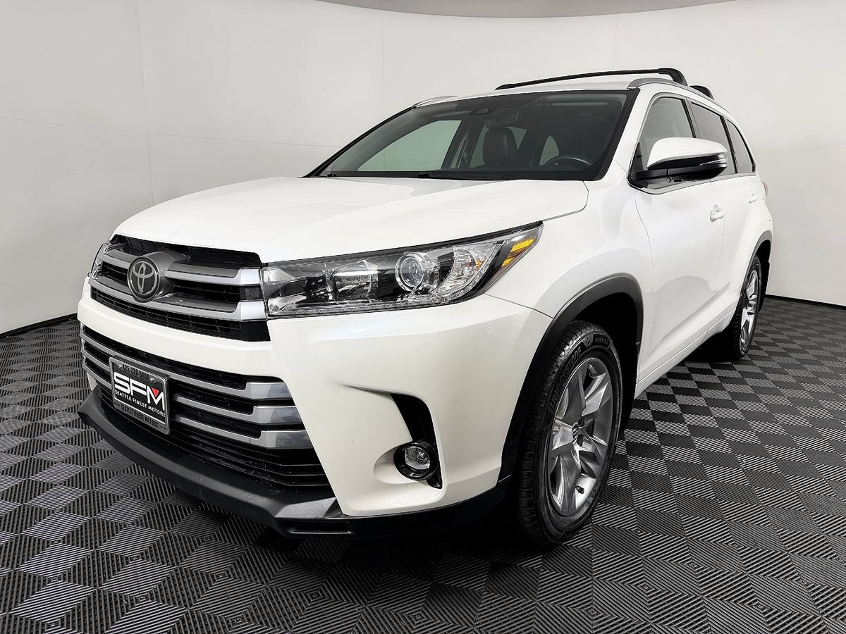 Used 2019 Toyota Highlander Limited AWD/4WD image 3
