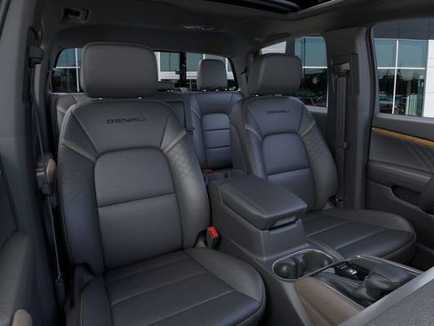 New 2026 GMC Canyon Denali image 16