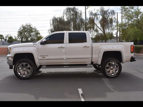 Used 2018 GMC Sierra 1500 SLT AWD/4WD image 5