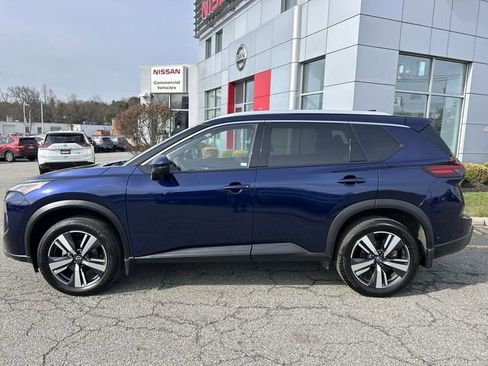 Certified 2025 Nissan Rogue SL AWD/4WD image 5