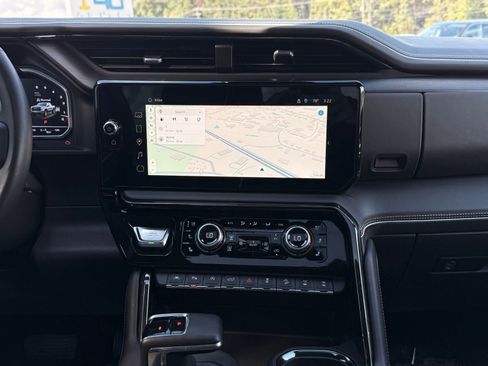 Used 2023 GMC Sierra 1500 AT4X image 33