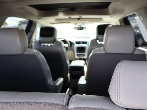Used 2013 GMC Acadia SLT AWD/4WD image 21