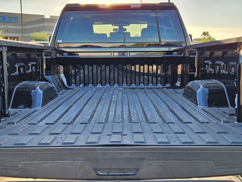 Used 2022 GMC Sierra 3500 SLT image 20