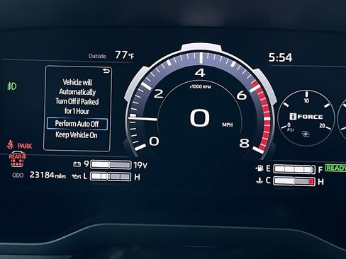 Used 2025 Toyota Sequoia Platinum AWD/4WD image 15