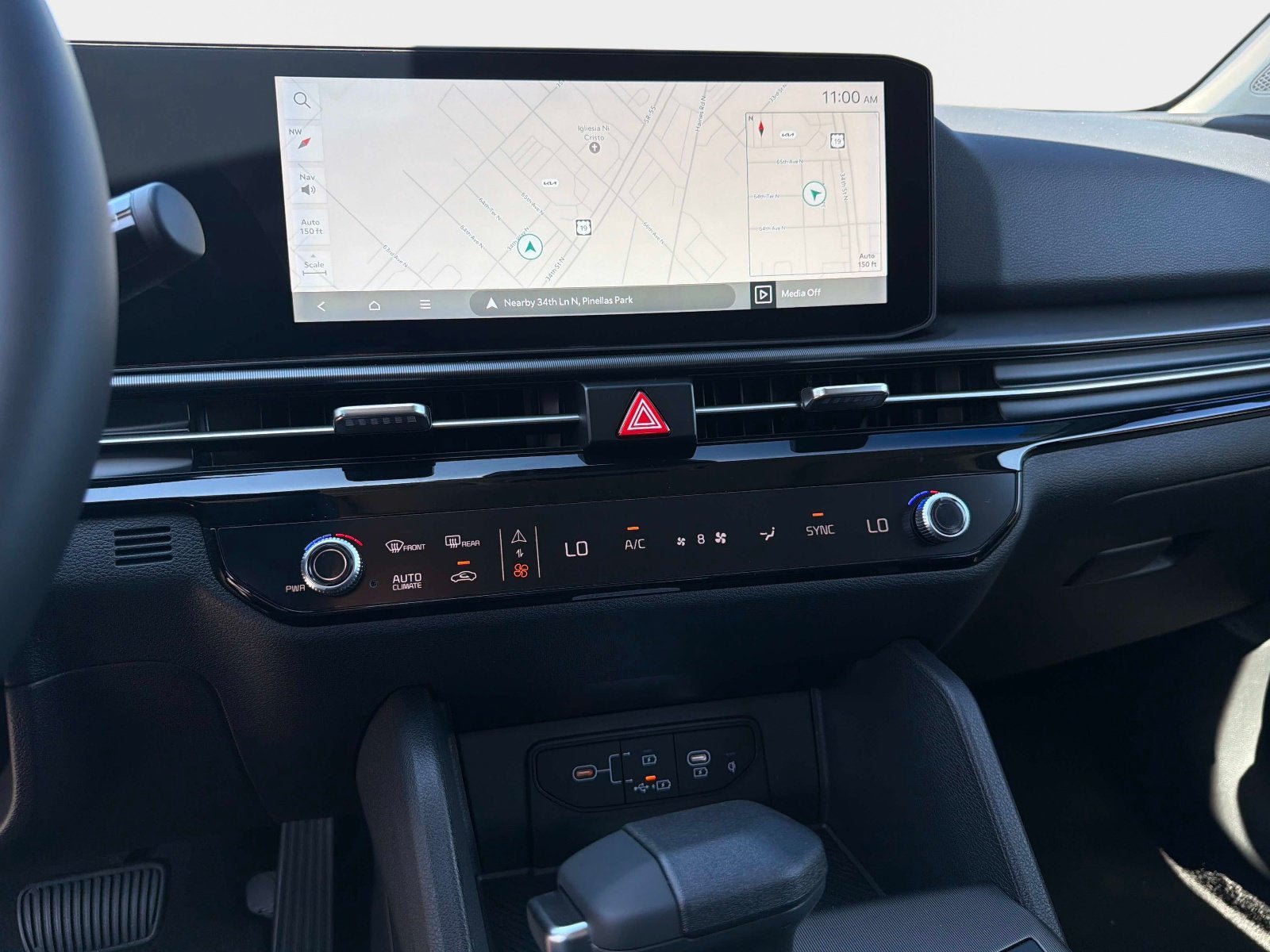 New 2027 Kia Sportage SX FWD image 20