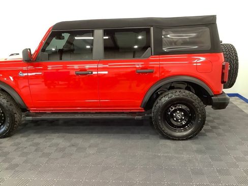 Used 2023 Ford Bronco Black Diamond AWD/4WD image 4